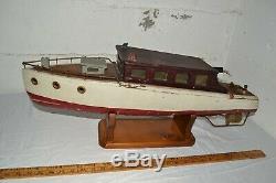 Antique Vintage Big 28 Modèle En Bois Motorisé Cabin Cruiser Étang Yacht Bateau