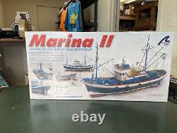 Artesania Latina MARINA II Kit de modèle de bateau de pêche au thon en bois à l'échelle 1:50
