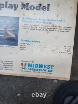 BATEAU DE HOMARD DU MAINE Modèle en bois Produits du Midwest #953 Boîte ouverte