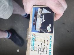 BATEAU DE HOMARD DU MAINE Modèle en bois Produits du Midwest #953 Boîte ouverte