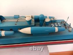 Bateau à moteur en bois japonais Ito modèle batterie années 1950 30 pouces de long rare