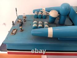 Bateau à moteur en bois japonais Ito modèle batterie années 1950 30 pouces de long rare