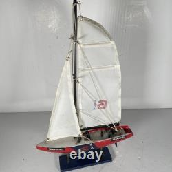 Bateau de course Transiciel Yacht Sens 6 Modèle en bois 22 Hauteur