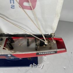 Bateau de course Transiciel Yacht Sens 6 Modèle en bois 22 Hauteur