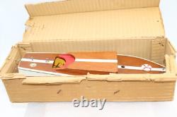 Bateau en Bois Modèle Vintage de Jouet dans Boîte à Piles Japon