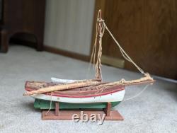 Bateau en bois fait main modèle 12 années 1940