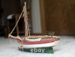 Bateau en bois fait main modèle 12 années 1940