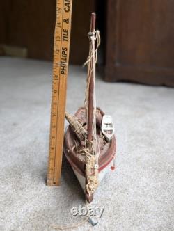 Bateau en bois fait main modèle 12 années 1940