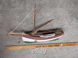 Bateau en bois fait main modèle 12 années 1940