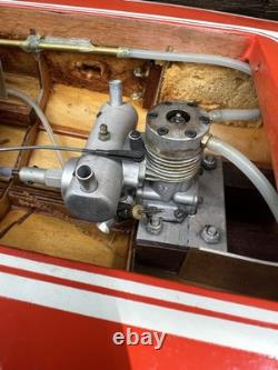 Bateau en bois vintage Dumas 'Deep Vee 21' Kit #1421 30Long K/B 3.5 de 1978