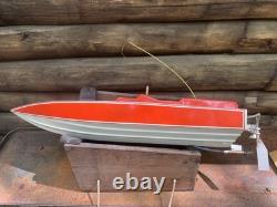 Bateau en bois vintage Dumas 'Deep Vee 21' Kit #1421 30Long K/B 3.5 de 1978