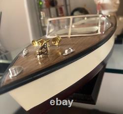 Bateau modèle Riva Bateau à moteur en bois L 45 Support unique Collection vintage