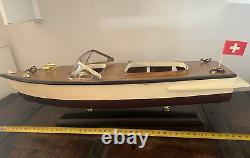Bateau modèle Riva Bateau à moteur en bois L 45 Support unique Collection vintage