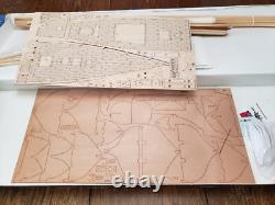 Billing Boats 576 -Bluenose- Modèle réduit de goélette de pêche à l'échelle 1:65 découpé au laser de 30 pouces