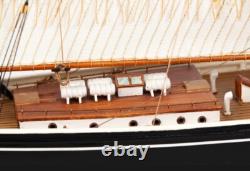 Billing Boats. Bluenose II. 600. Échelle 1/100
