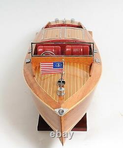 Chris Craft Runabout Bateau Handrafted Wooden Model Display