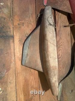 Collection de coques de yachts de bassin anciens / voiliers, 3 modèles vintage en bois