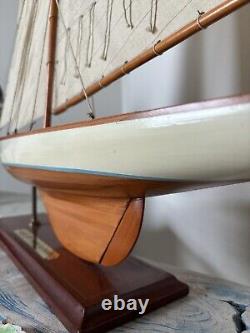Columbia 1899 Maquette de bateau défenseur de la Coupe de l'America