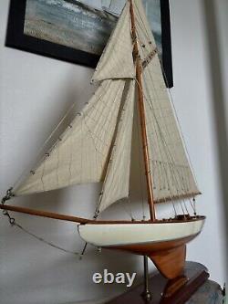 Columbia 1899 Maquette de bateau défenseur de la Coupe de l'America