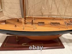 Coupe de l’America Columbia 1958 Maquette de yacht en bois, voilier construit à la main, bateau de 12 mètres