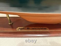 Coupe de l’America Columbia 1958 Maquette de yacht en bois, voilier construit à la main, bateau de 12 mètres