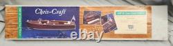 Dumas Bateaux #1240 16' 1947 Chris Craft Utility Kit (1/8), NEAvecBOÎTE OUVERTE/LIRE