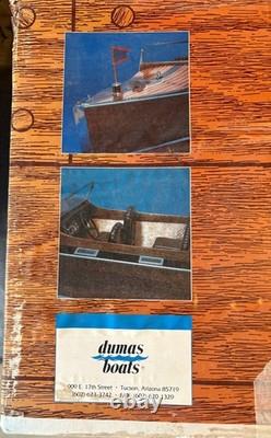Dumas Boats Chris Craft 1930 24 Mahogany Runabout Kit de Modèle de Bateau 1230
