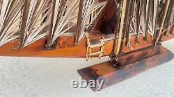 Énorme modèle de bateau en bois et en corde 29 en forme de navire debout - style nautique des années 50 - bateau en bois vintage