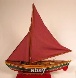 Fabuleux Modèle de Bateau Baleinier Voilier Bateau à Rames Goélette Île de Bequia Par Adolphus