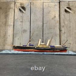 Grand Modèle en Bois d'un Bateau à Rames - Ramassage Local Uniquement