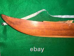 Grand modèle de bateau à balancier samoan en bois sculpté à la main ancien pour touristes 34 1/2
