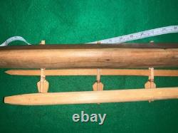 Grand modèle de bateau à balancier samoan en bois sculpté à la main ancien pour touristes 34 1/2