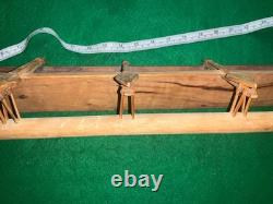 Grand modèle de bateau à balancier samoan en bois sculpté à la main ancien pour touristes 34 1/2