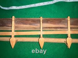 Grand modèle de bateau à balancier samoan en bois sculpté à la main ancien pour touristes 34 1/2