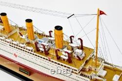 HMHS Britannic Modèle de navire de ligne océanique de la White Star Line 40 en bois / métal fait à la main