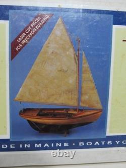 Herreshoff 12 1/2 Le bateau de Buzzards Bay voilier bateau en bois modèle 11' kit 134