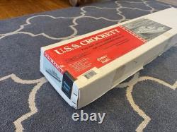 Kit de bateau en bois Dumas U. S. S. Crockett ouvert