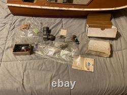 Kit de bateau en bois vintage Chris Craft Large 36 avec moteur et accessoires supplémentaires