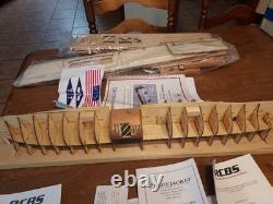 Kit de bateau modèle Bluejacket Mahogany Runabout RC Chris Craft classique de hors-bord