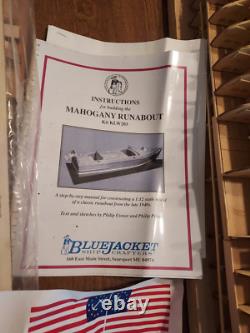 Kit de bateau modèle Bluejacket Mahogany Runabout RC Chris Craft classique de hors-bord