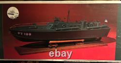 Kit de bateau modèle Dumas Pt 109 RARE ! NOUVEAU 33 POUCES DE LONGUEUR Baisse de prix 139,95 $