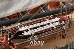 Kit de maquette de bateau en bois Dusek Le Cerf D009 à l'échelle 1:72