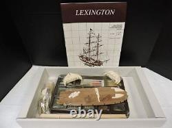 Kit de modèle de bateau Mamoli MV48 Lexington Wood Plank-On-Frame à l'échelle 1/100.
