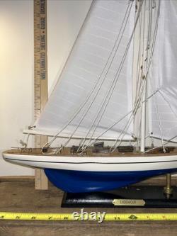 Kit de modèle de bateau en bois de yacht J Class de la Coupe de l'America Endeavour 27