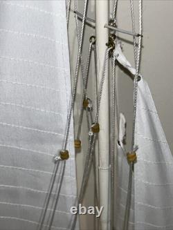 Kit de modèle de bateau en bois de yacht J Class de la Coupe de l'America Endeavour 27