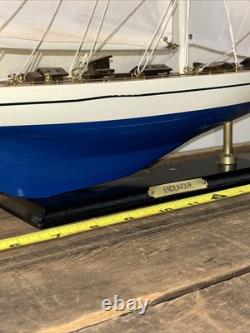 Kit de modèle de bateau en bois de yacht J Class de la Coupe de l'America Endeavour 27