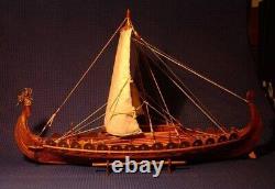 Kit de modèle de bateau en bois non assemblé du bateau à voile Viking Drakkar Dragon.