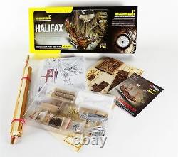 Kit de modèle de navire Mamoli MV37 Halifax Wood Plank-On-Bulkhead à l'échelle 1/54