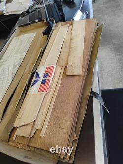 Kit de modèle en bois de bateau vintage CHRIS CRAFT 22 Express Cruiser