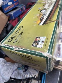 Kit de modélisme Billing Boats Calypso NR 560 à l'échelle 1/45
